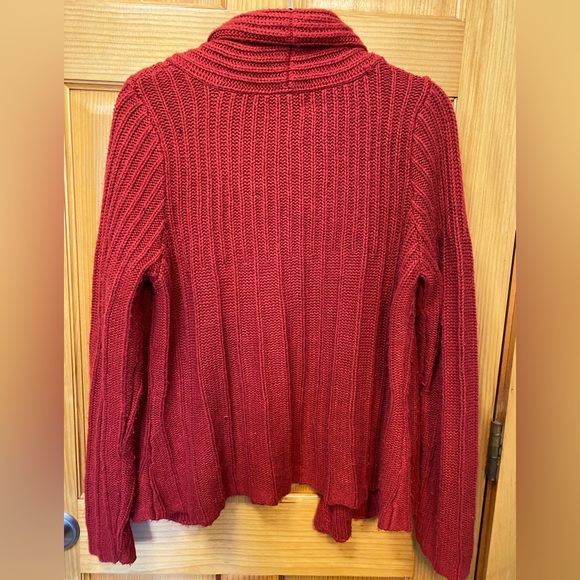 Red Long Sleeve Thick Cable Knit Cardigan Sweater - Picture 3 of 5